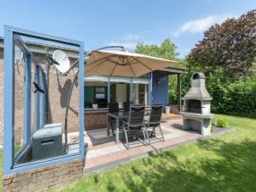 Holiday home with enclosed garden